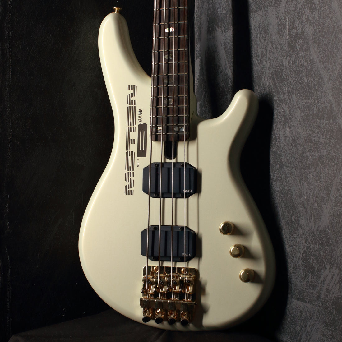 Yamaha MB-1 Motion Bass Pearl White 1987 – Topshelf Instruments