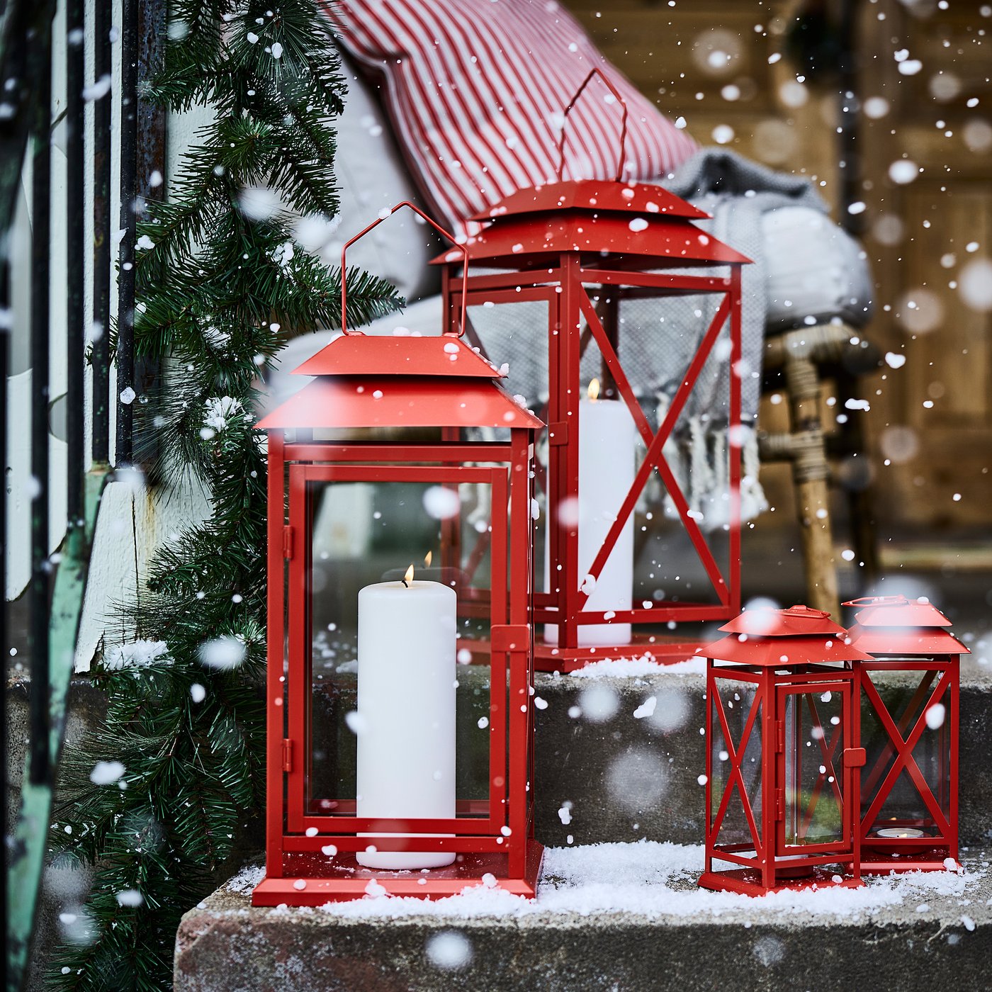 VINTERFINT lantern for pillar candle, in/out, bright red, 17 ¼