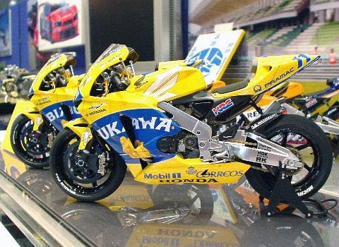 Team Honda Pons Rc211V '03 none / Tamiya USA