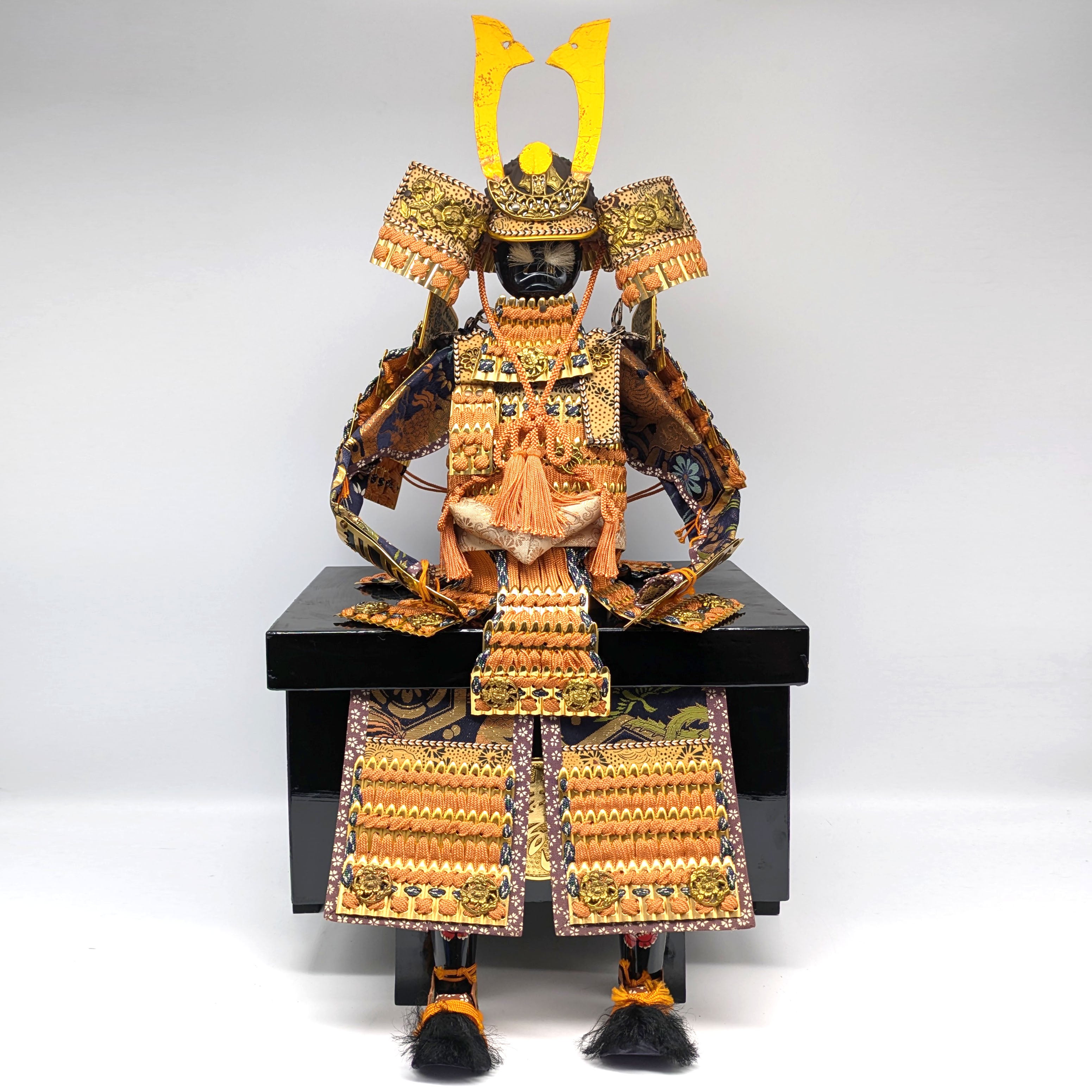 五月人形・飾具足・兜飾り・鎧・甲冑・節句飾り・No.240820-57・梱包