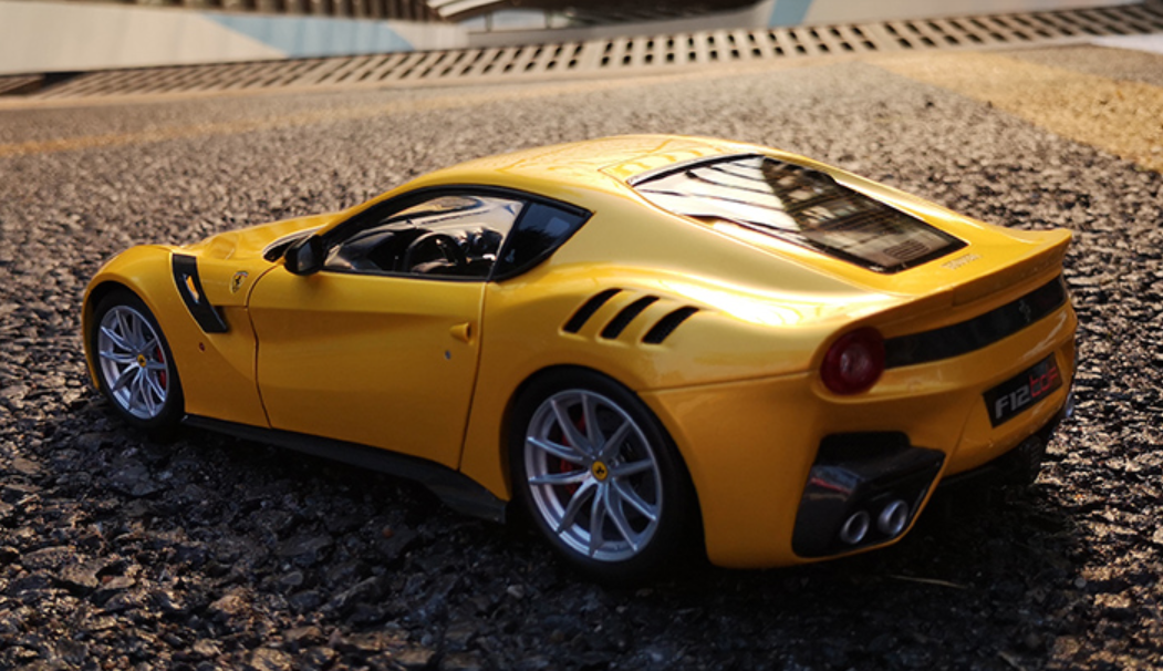1/18 BBR Ferrari F12 TDF (Yellow) Diecast Car Model Limited