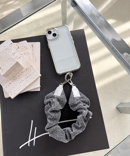 セール】【ストラップシート付き】ラメシュシュハンドルストラップ