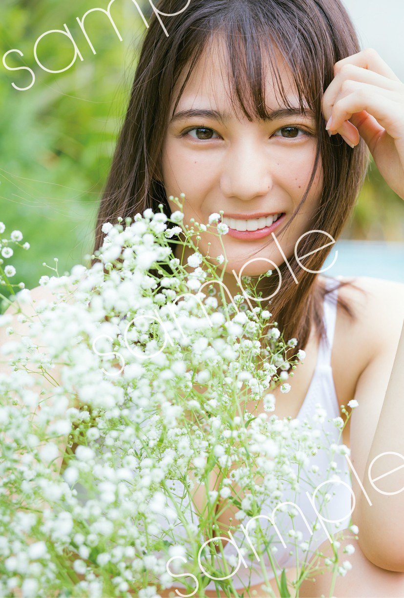 画像・写真 | 日向坂46小坂菜緒、写真集が発売10日で4度目重版 異例の