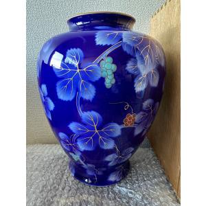 香蘭社 花瓶 ルリ金彩葡萄 有田焼 仏具 磁器製 インテリア 和室 洋室