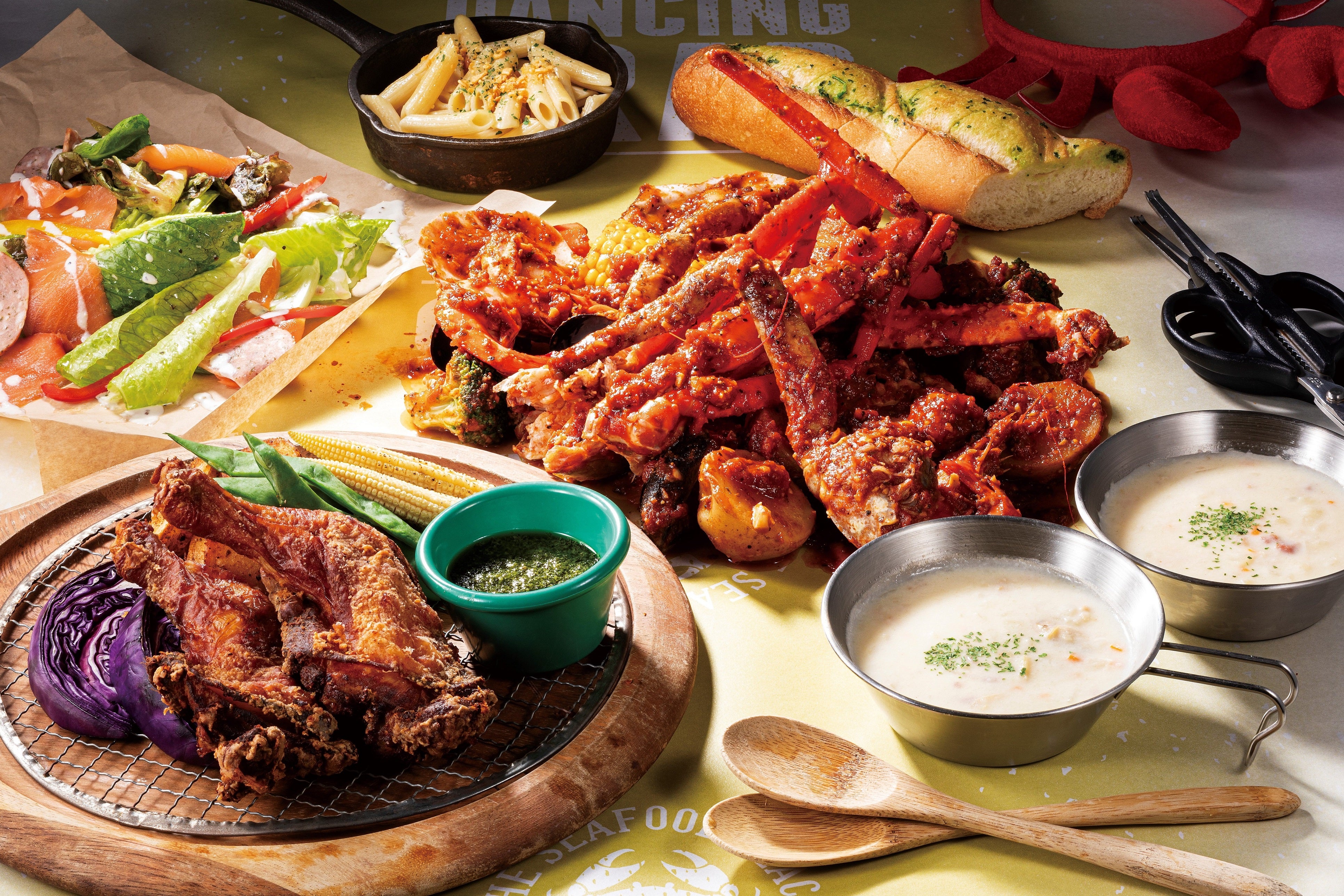 美味しくて楽しいクリスマス！手づかみシーフードレストラン