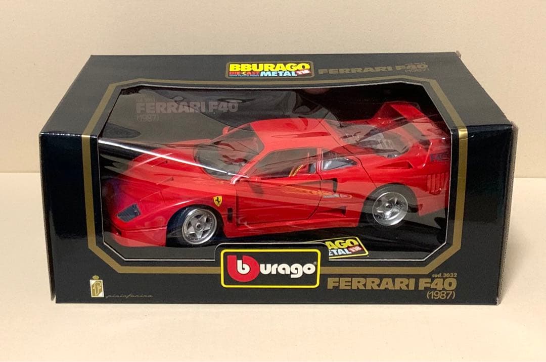 ブラーゴ　フェラーリ F40 (1987)　1/18 1/18 BBurago 1987 Ferrari F40 (Red) Diecast Car Model