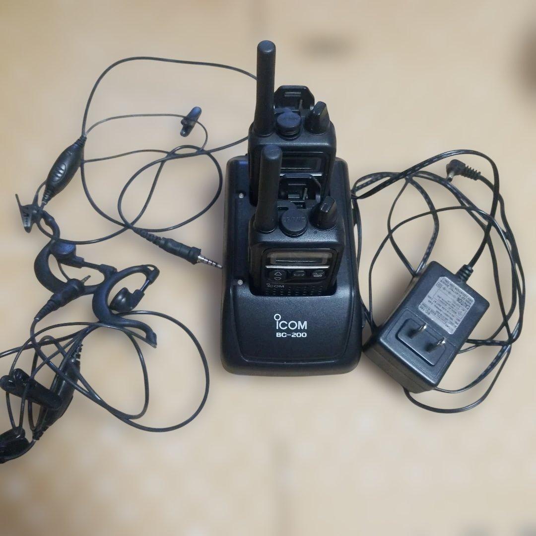 iCOM トランシーバー　IC-4300 BC-200充電器セット　② 楽天市場】アイコム IC-4310,IC-4300用 充電器・バッテリー 4人分