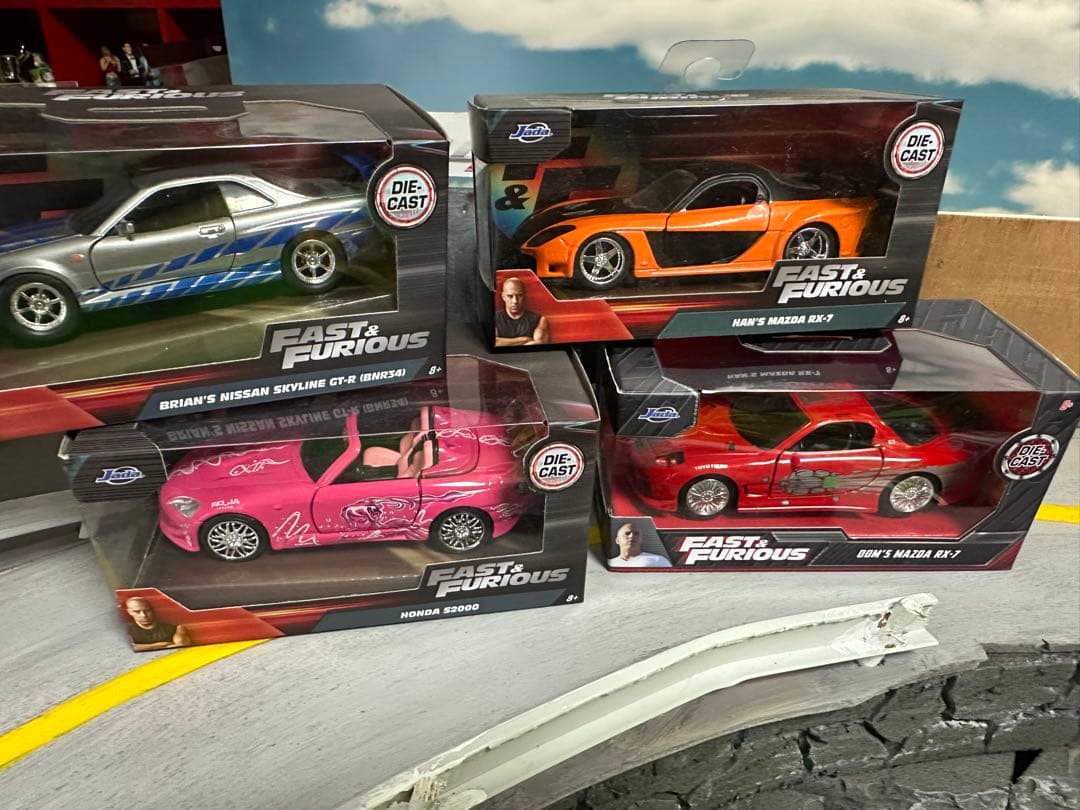 ワイルドスピード　1/32 ミニカー4台セット ワイルドスピード ミニカー1/24 ダイキャスト Brian's NISSAN SKYLINE