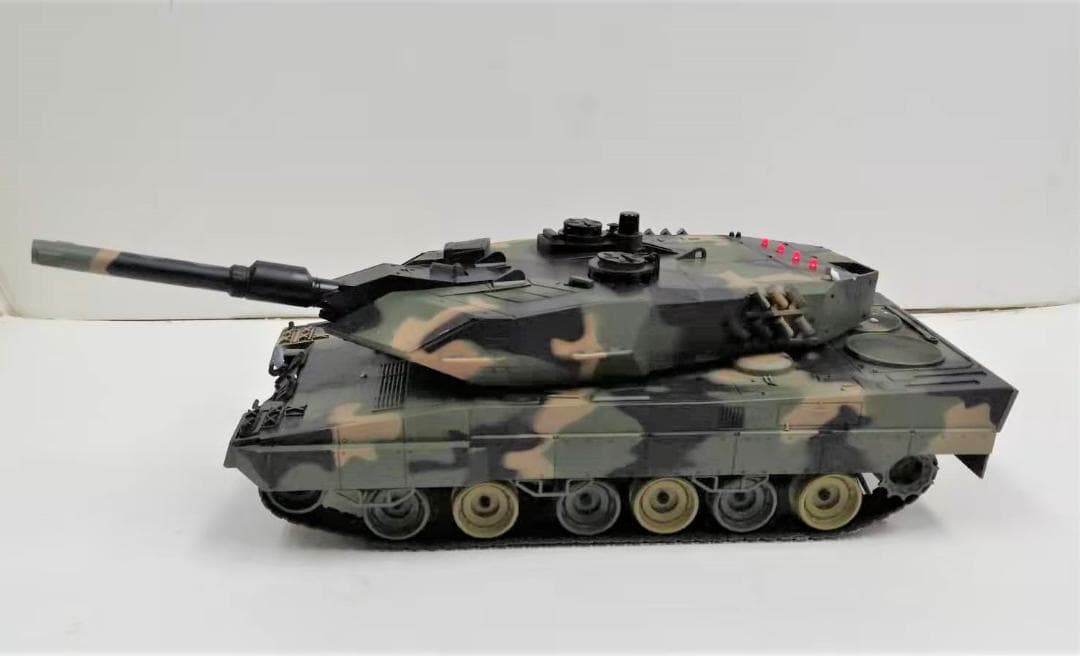 1/24戦車ラジコン　ドイツレオパルド　2.4G　BB弾・赤外線対戦