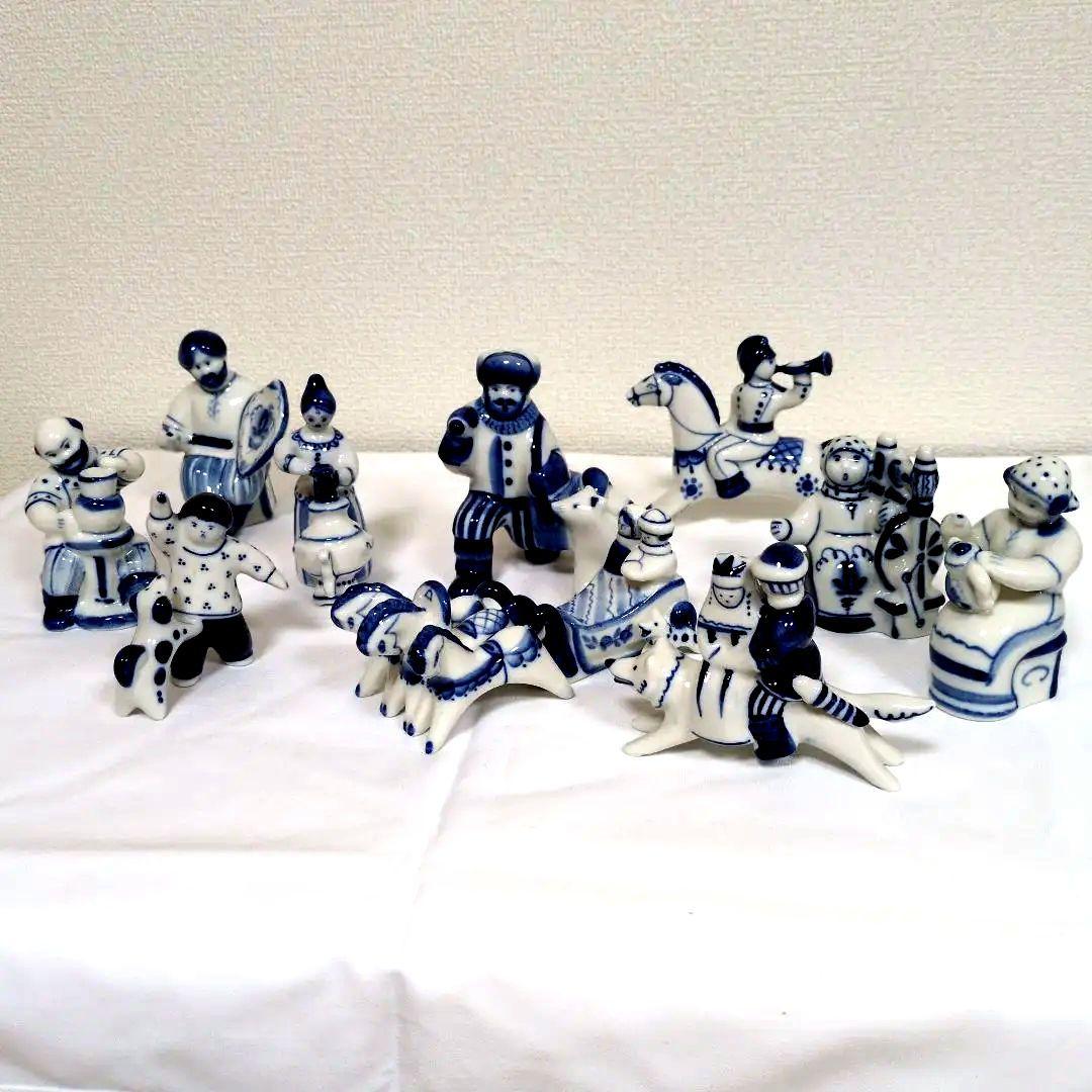 グジェリ焼人形セット グジェリ焼人形セット - メルカリ