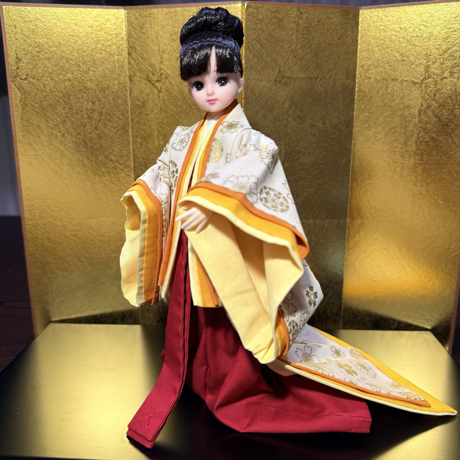 オーダーストップ】22cmドール 袿姿(十二単風) お洒落袴 打掛着物